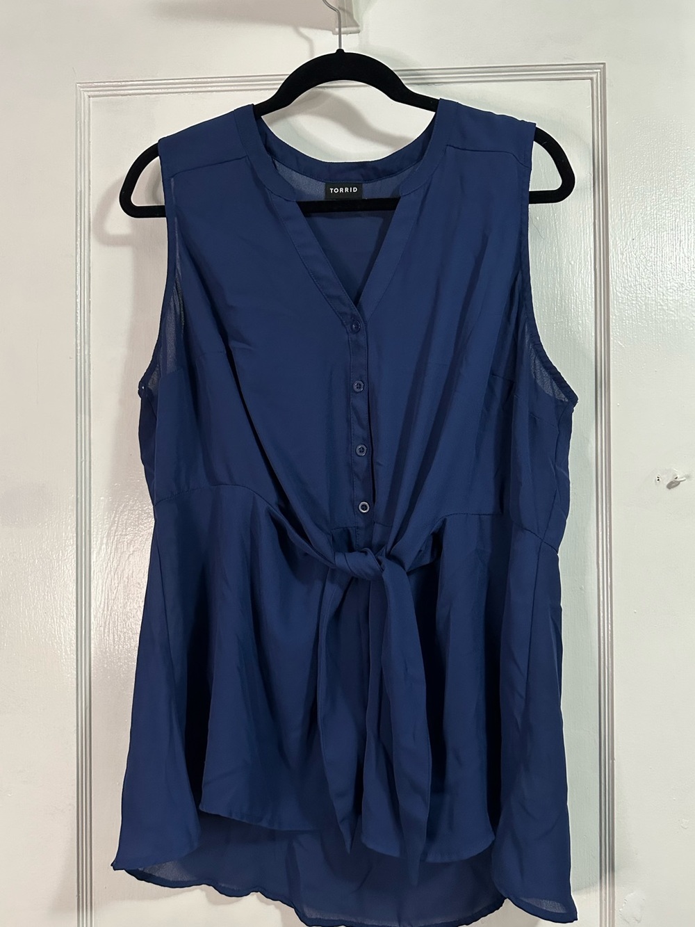 Torrid Peplum georgette button front tie front blouse